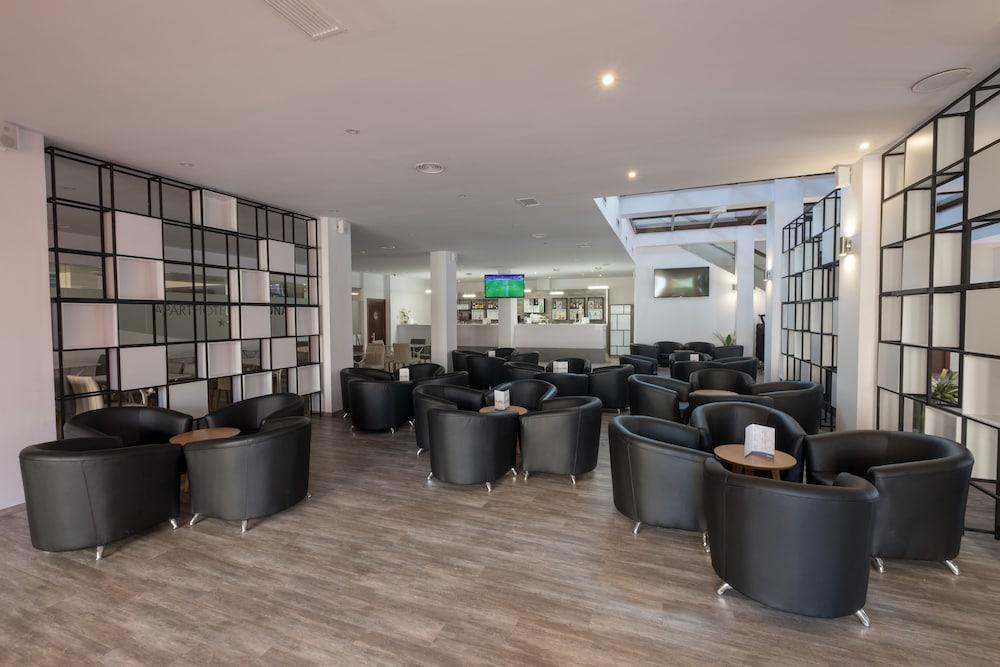 Aparthotel Las Dunas ชิกลานา เด ลา ฟรอนเตรา ภายนอก รูปภาพ